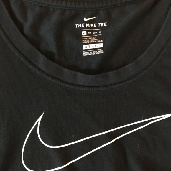 Nike T-shirt Size Extra Small - Picture 3 of 5